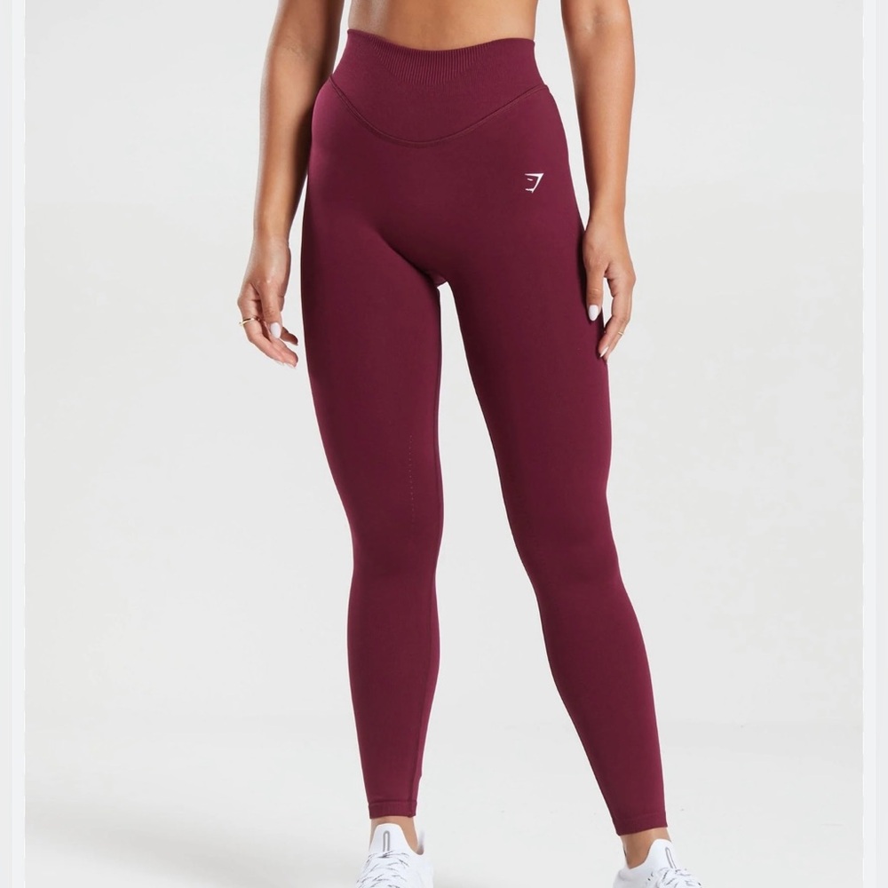 Never worn Gymshark Sweat Seamless Leggings Plum Pink